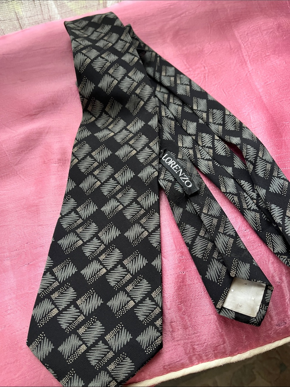 lorenzo Black Tie with Silver Geometric Pattern